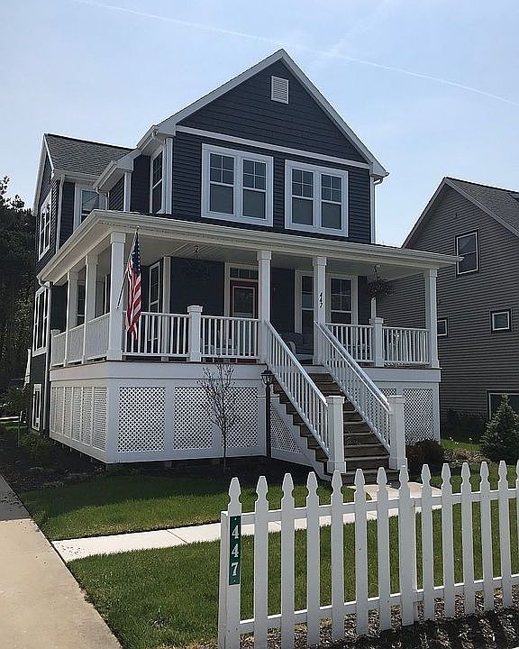 1st image of 447 Summer Grove Dr