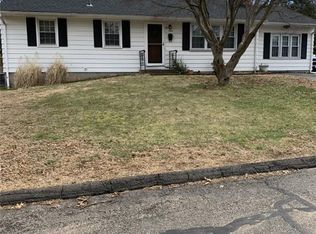 60 Lanouette St, Meriden, CT 06451