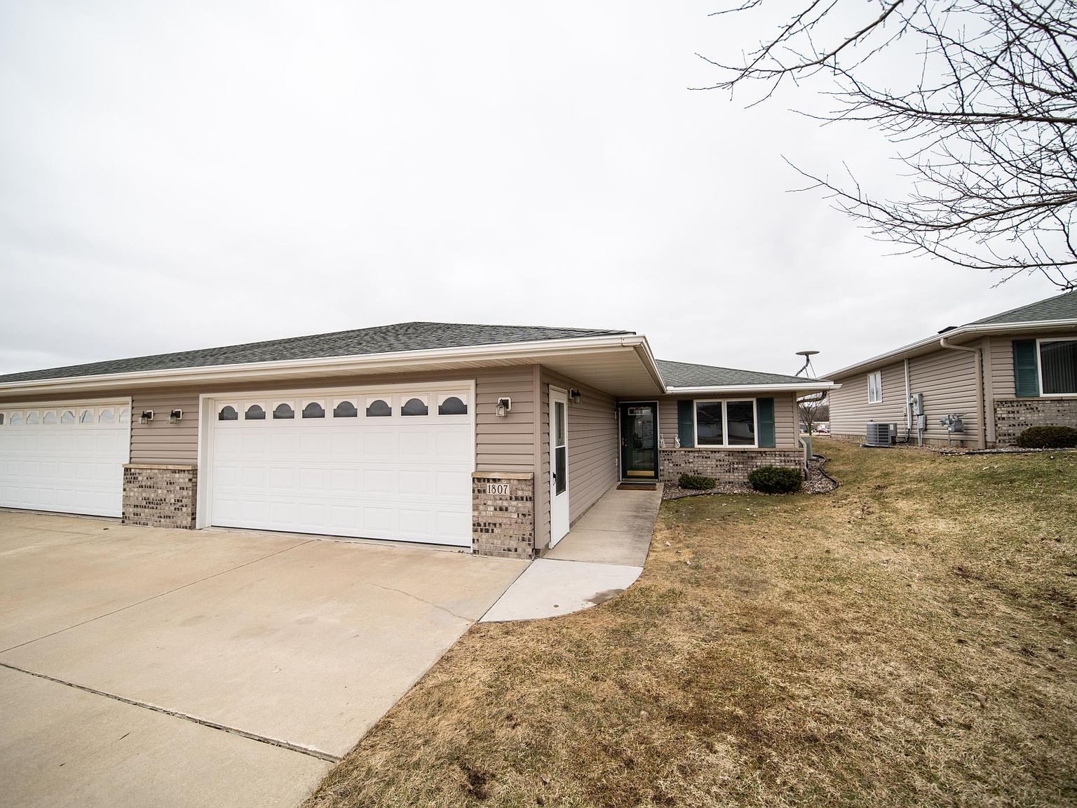 1807 1st Ave NE, Stewartville, MN 55976 Zillow