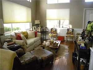 3rd image of 4349 Mariners Cove Dr