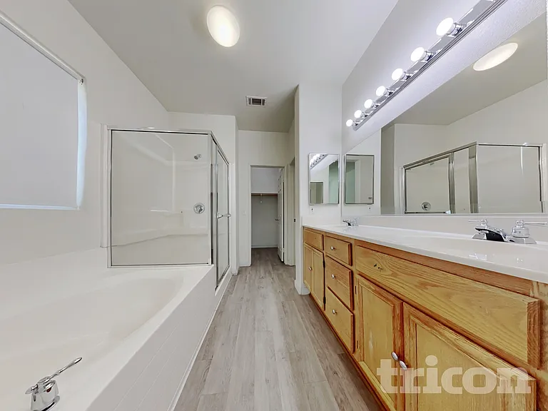 2069 Holguin St — Photo 9