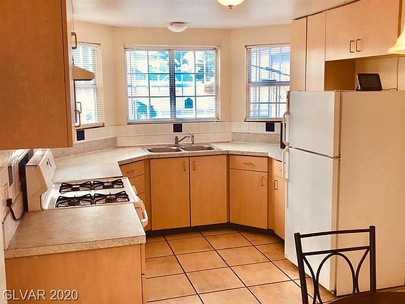 5th image of 5698 Sea Breeze Ave