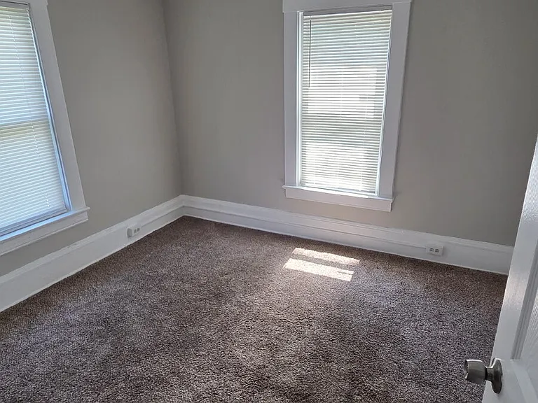 7210 Colgate Ave — Photo 12