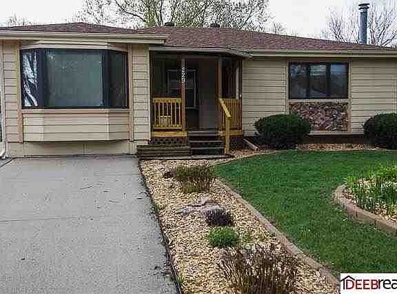 2nd image of 229 Hackberry Dr