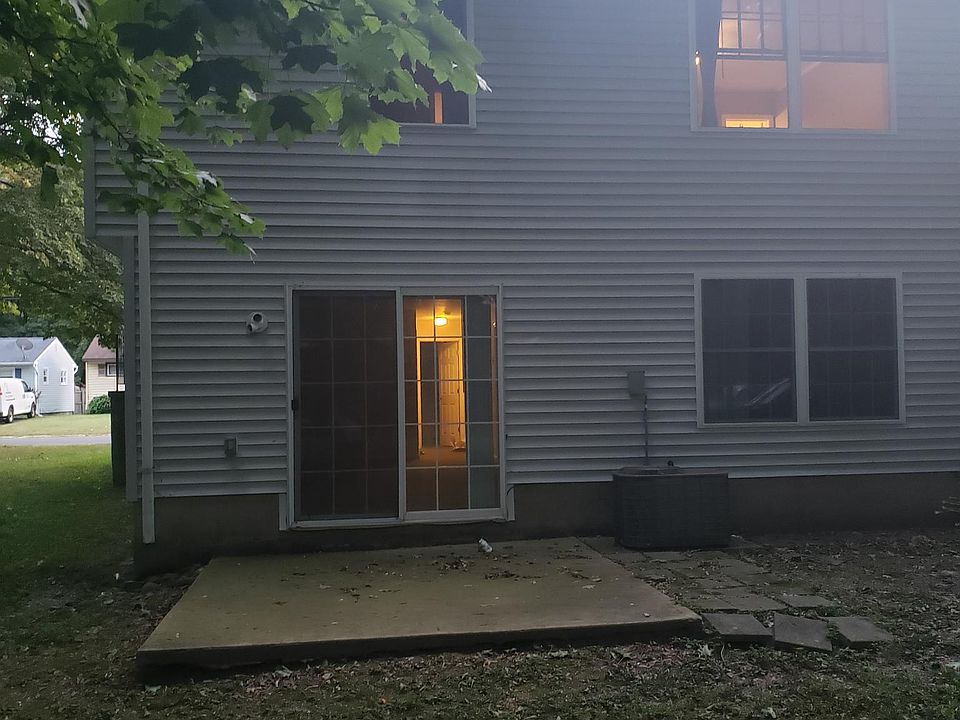 2nd image of 41 Genung St