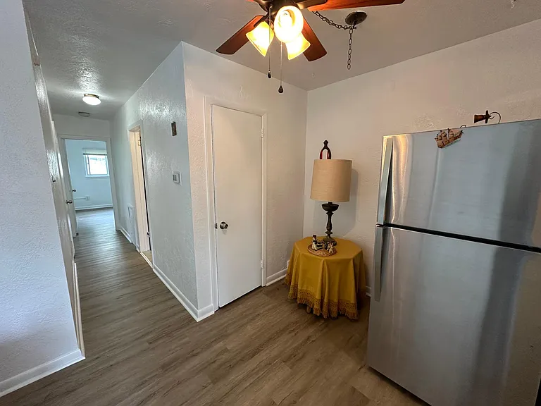 1227 W Marshall St #1 — Photo 6