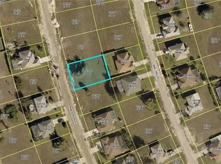 211 NW 4th Ave, Cape Coral, FL 33993