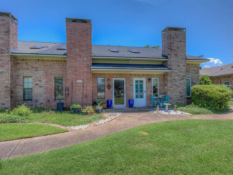 1st image of 3634 Greenacres Place Dr Unit 202