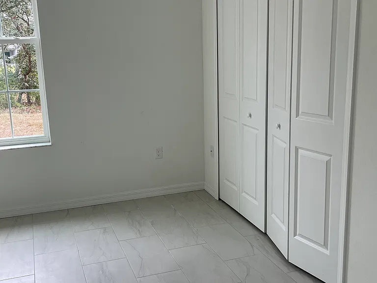 3450 S Everett Ave — Photo 9