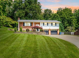 938 Harper Rd, Crescent, PA 15046