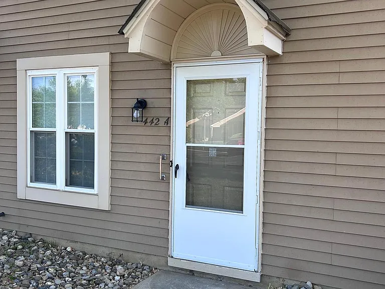 5107A Adelaide Dr — Photo 4