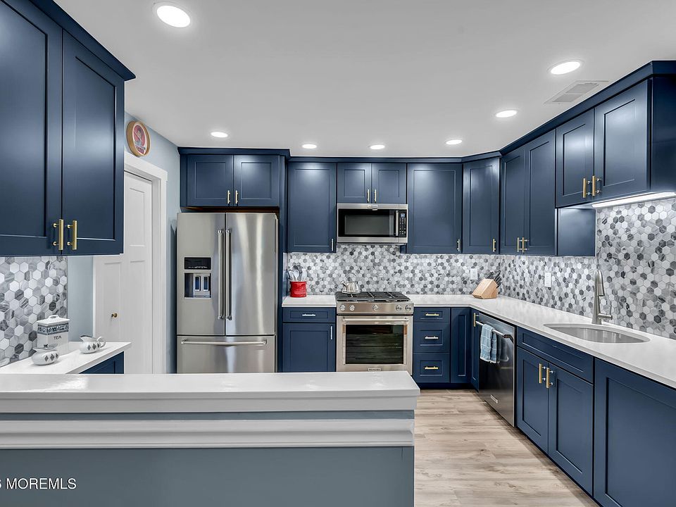 1st image of 364 Mayfair Place