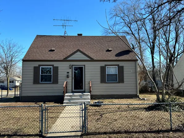 6703 16th Ave, Kenosha, WI 53143