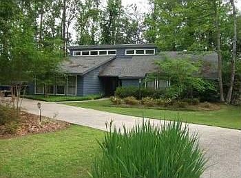 1st image of 301 Ouachita Pl