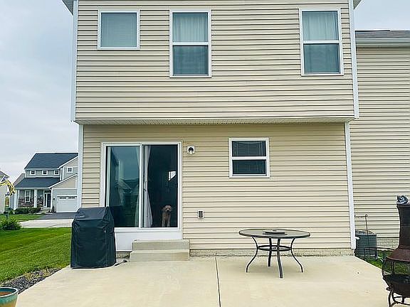 4th image of 2176 Derby Dr