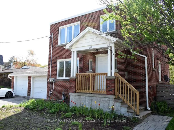 119 Erb St E #A, Waterloo, ON N2J 1M1