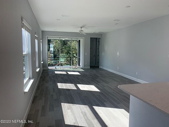 4th image of 368 Clifton Bay Loop