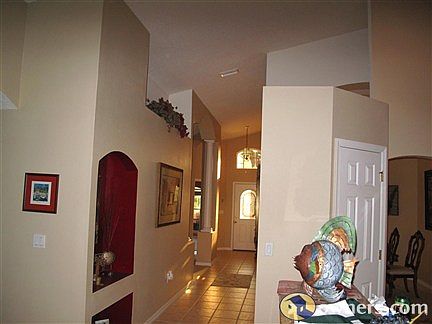 hallway/entry