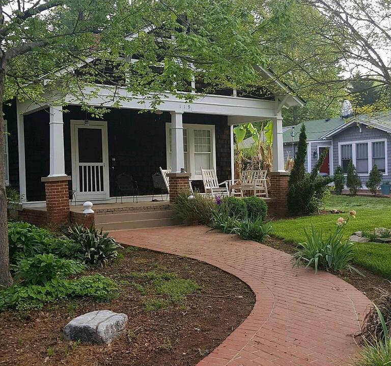1st image of 119 E Union St