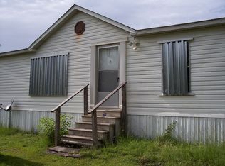 3298 Bonnett Pond Rd, Chipley, FL 32428