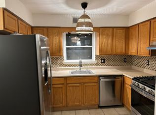 857 Martin St FLOOR 1, Elizabeth, NJ 07201