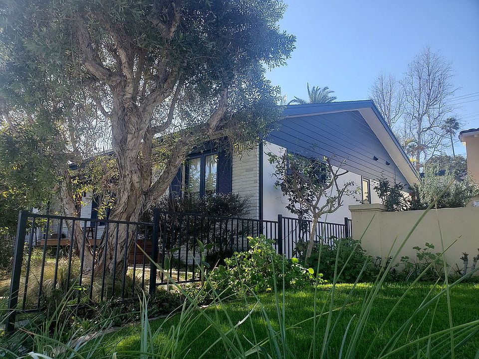1st image of 207 Ximeno Ave