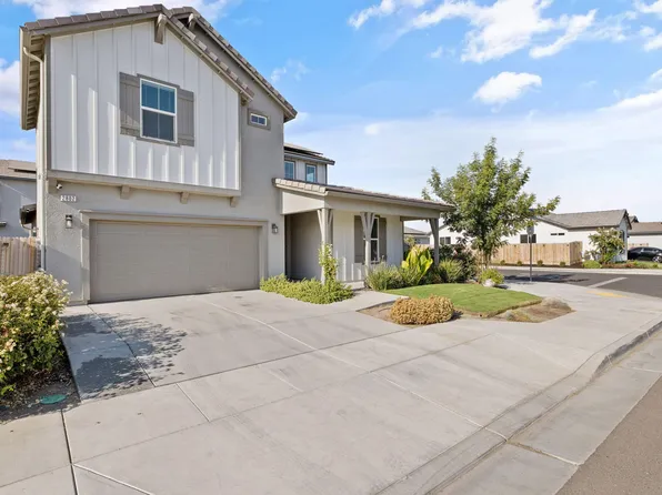 2802 Sand Hills Avenue, Tulare, CA 93274