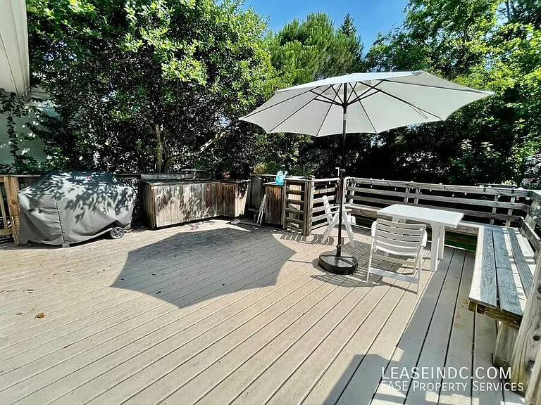 4439 Springdale St NW — Photo 17