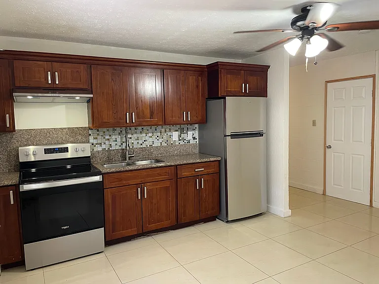 94-361 Kahuanani St #1B — Photo 3