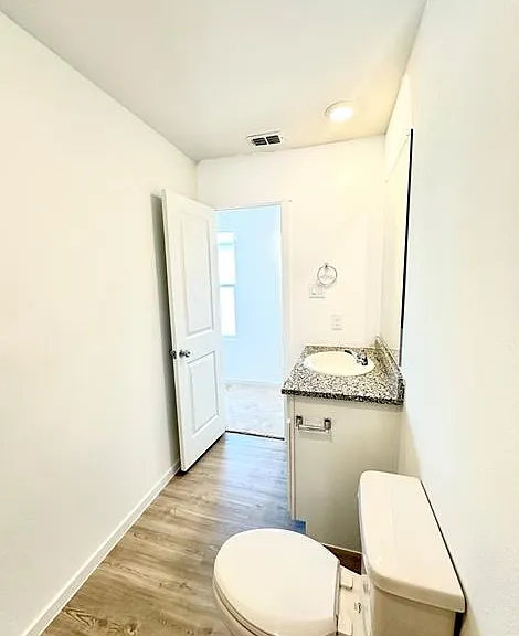 908 Grebe Dr — Photo 14