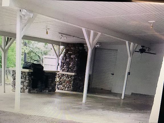 Outdoor Covered kitchen