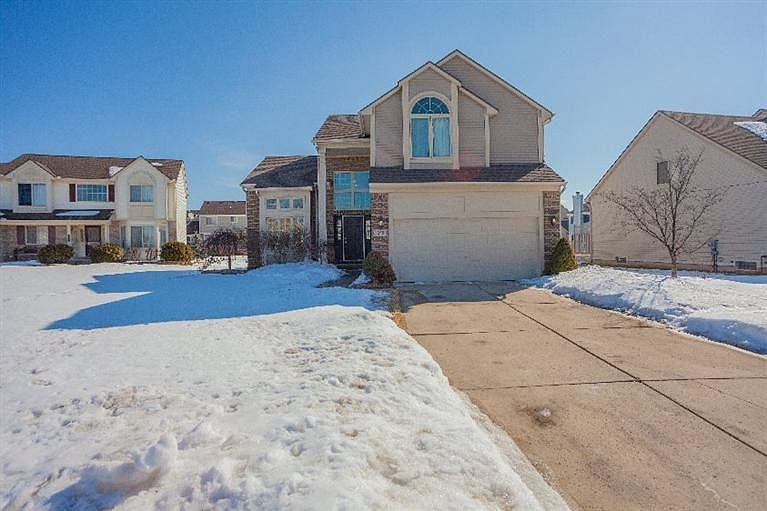 1st image of 295 Sandrock Ct