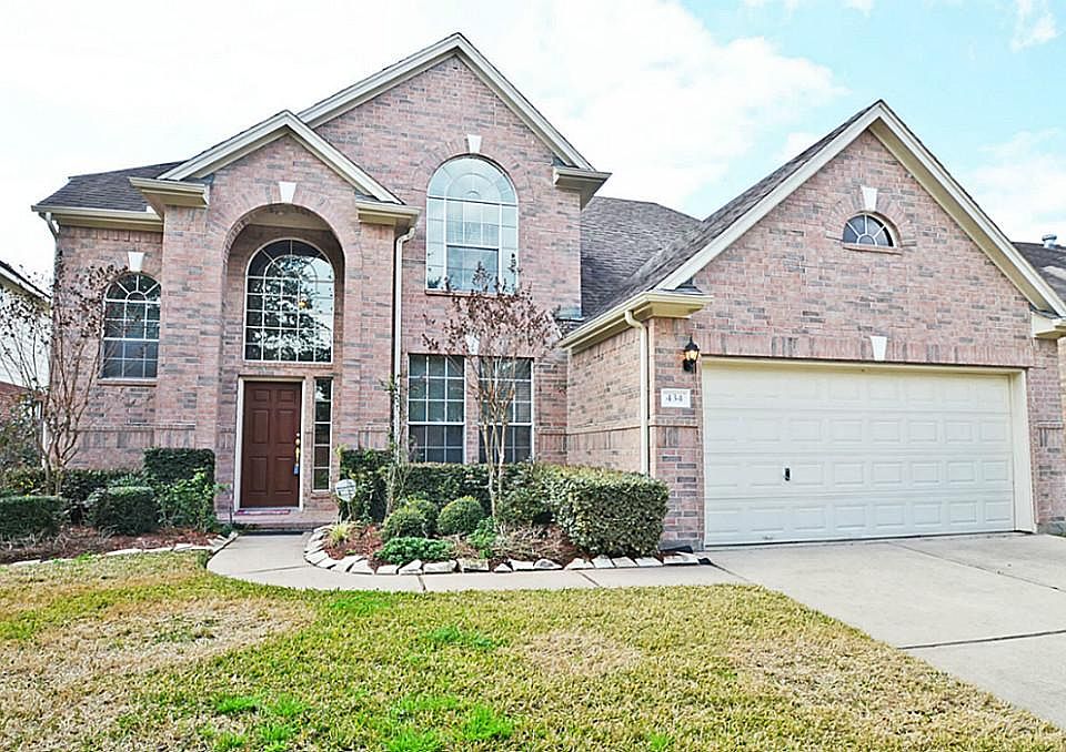 1st image of 434 Williams Landing Dr