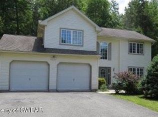 5268 Beechwood Rd, Blakeslee, PA 18610