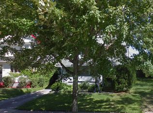 847 Nela View Rd, Cleveland, OH 44112