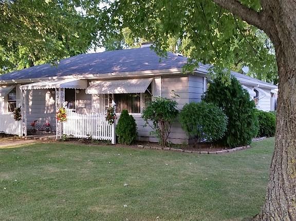 2nd image of 123 Sunset Ave