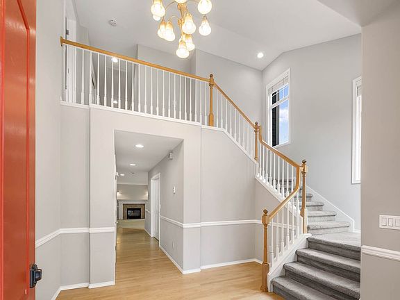 3rd image of 23446 NE 6th Pl