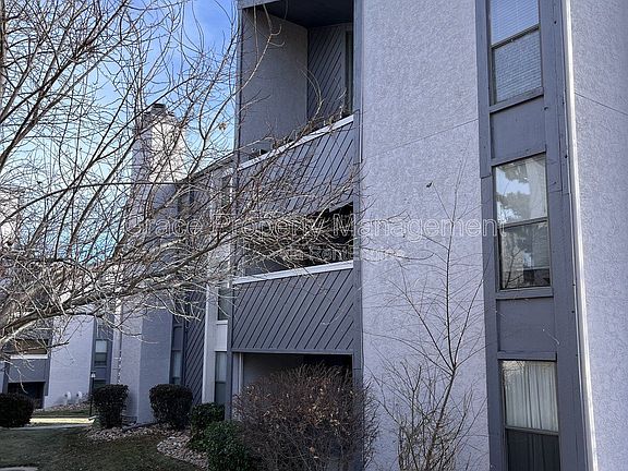 4th image of 9817 E Peakview Ave APT G9