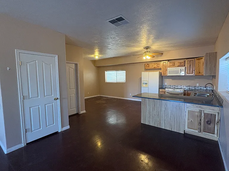 2334 Webb Cir #BASEMENT — Photo 4