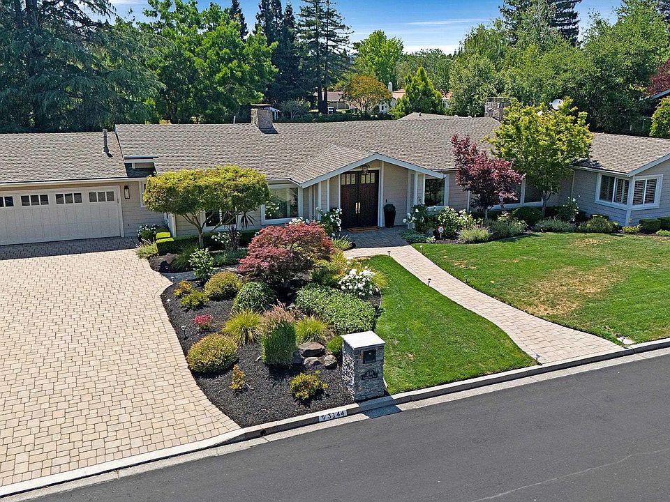 1st image of 3144 Roundhill Rd