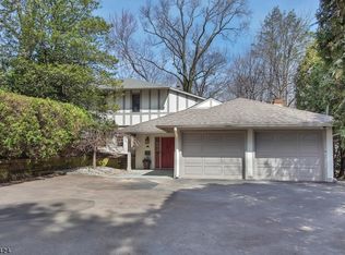 7 McDonough St, Montclair, NJ 07043