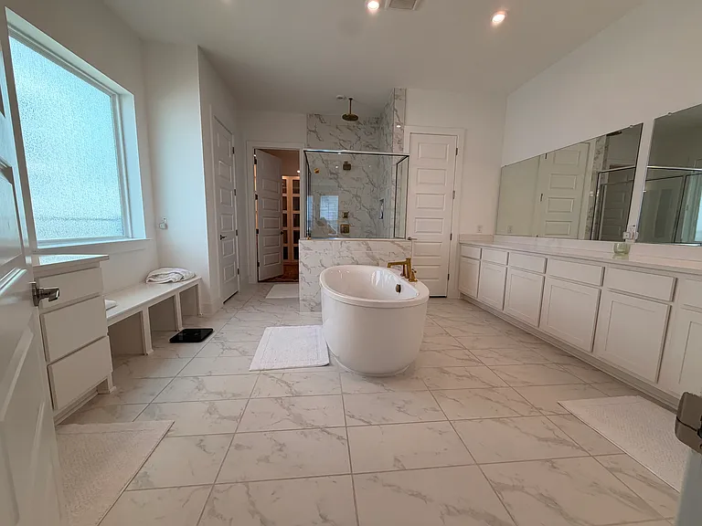 5033 Carsoli Ln — Photo 11