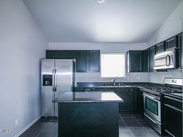 4833 Adrian Campos St — Photo 29