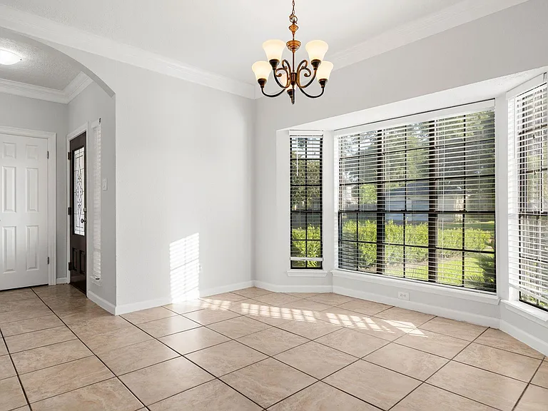 15526 Cabildo Dr — Photo 30
