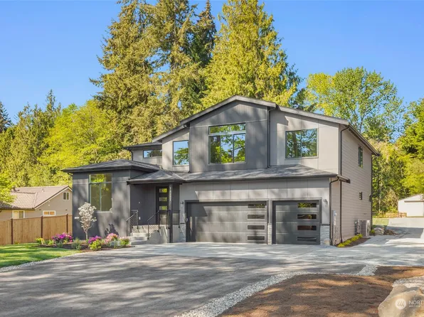 22202 Locust Way, Brier, WA 98036