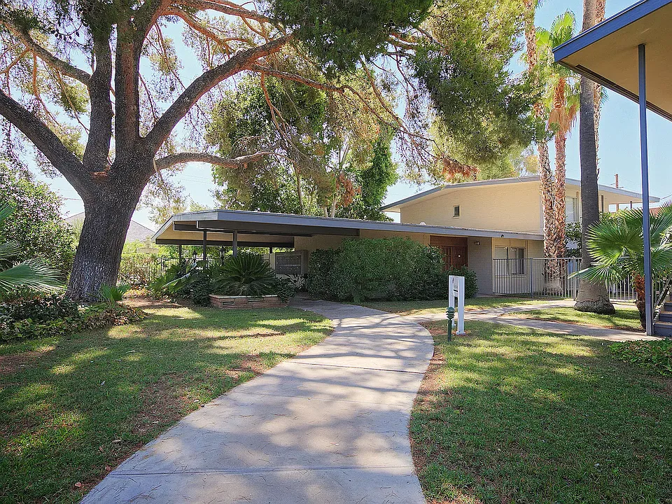 The Hibiscus Biltmore Apartments