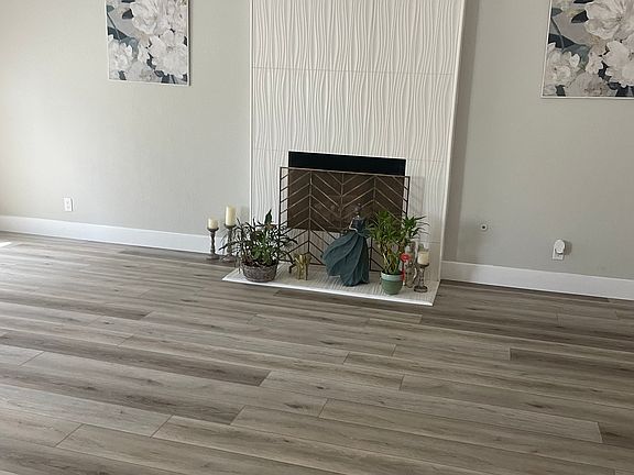 4th image of 48611 Carlsbad Rd