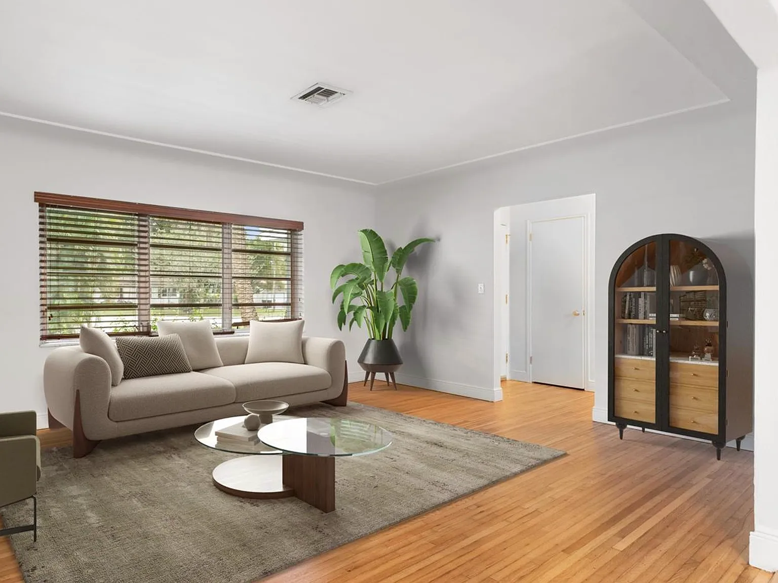 2 bed, 1465 sqft, $5,700 — Photo 4
