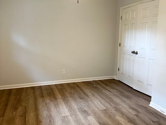5th image of 6409 Pontiac Dr