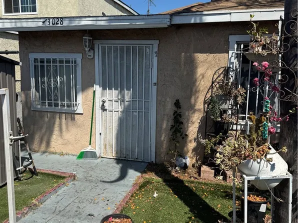 13028 S Main St, Los Angeles, CA 90061